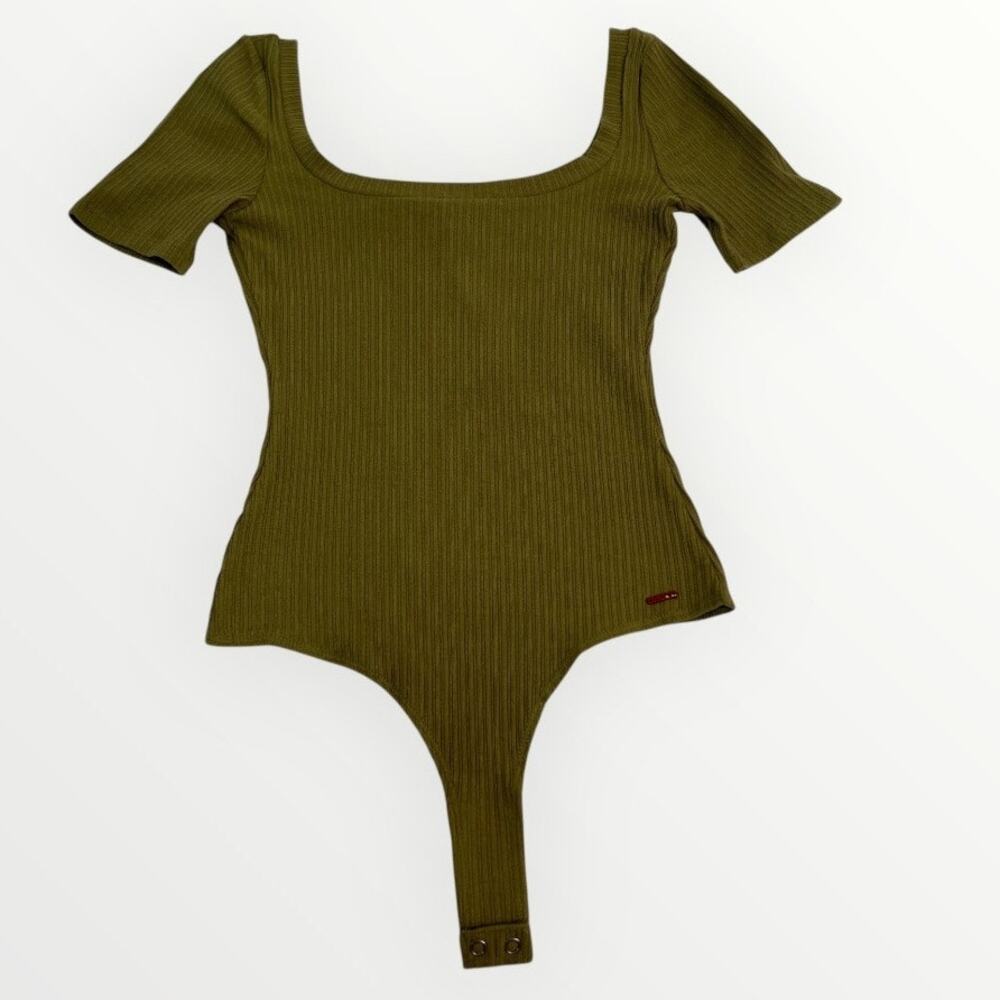 n: Philanthropy Langley Bodysuit Olive‎ Green Ribbed Thong Chic Indie SZ XS NWT - Picture 2 of 15